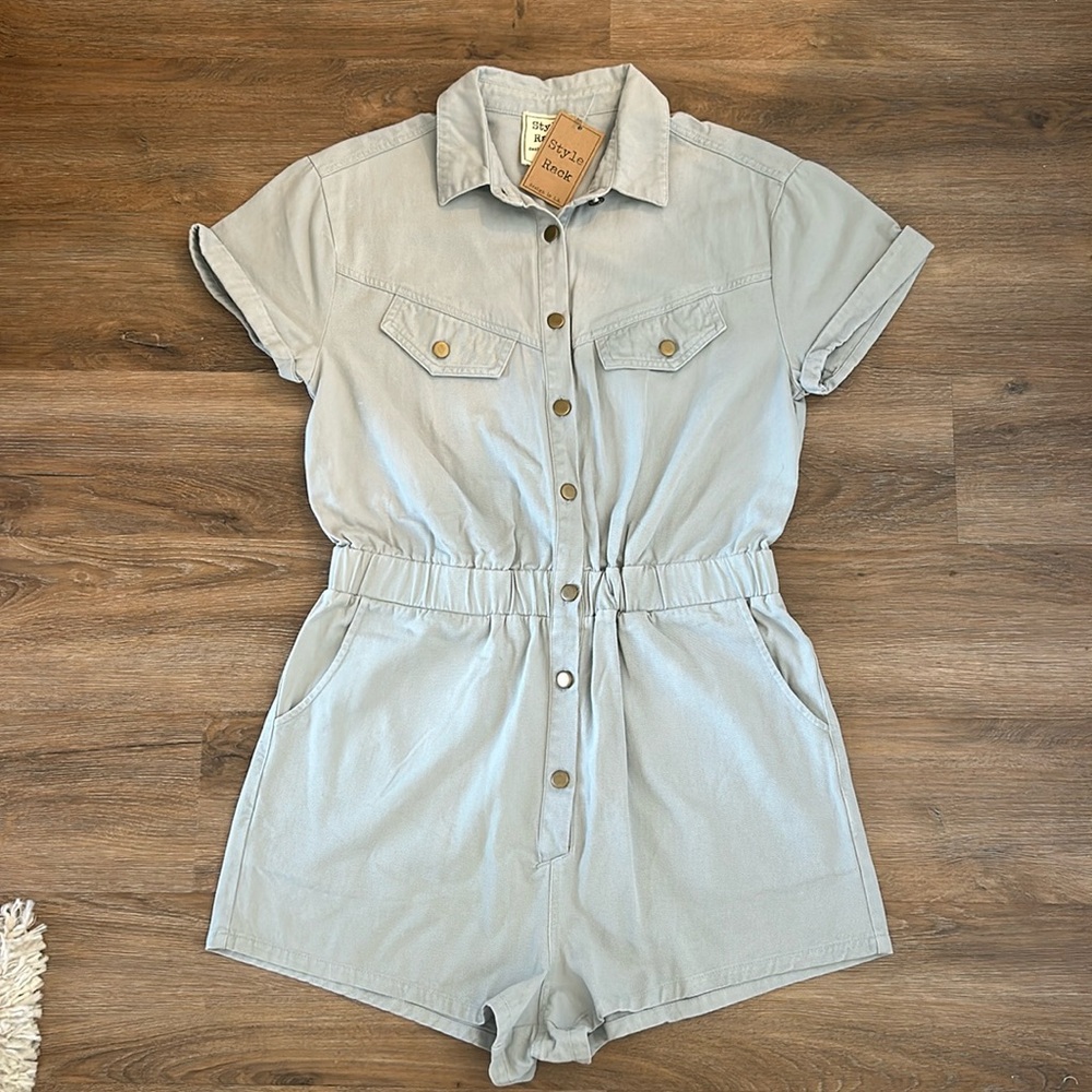 NWT Style Rack Romper - Picture 2 of 7